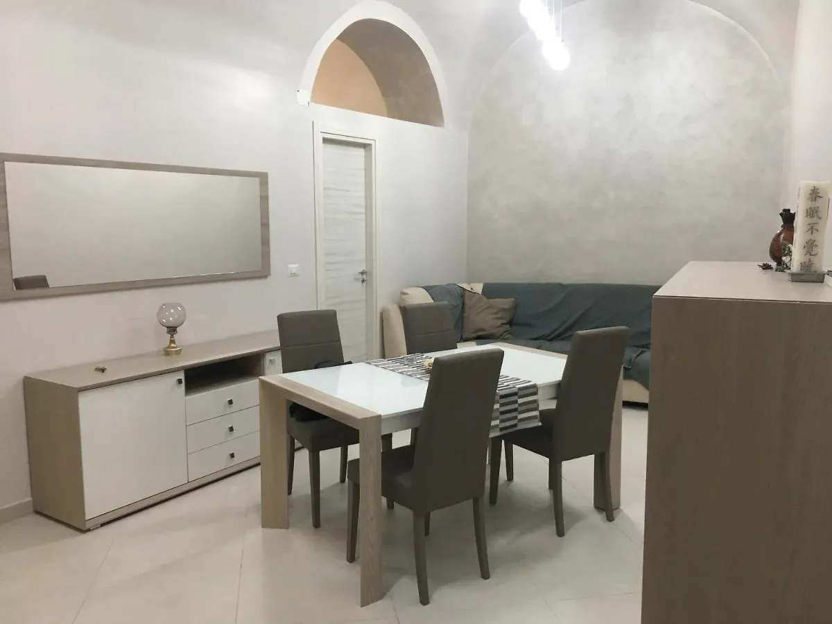 Appartamento La Casa Di Joant Aeroporto di Catania Fontana Rossa Italia